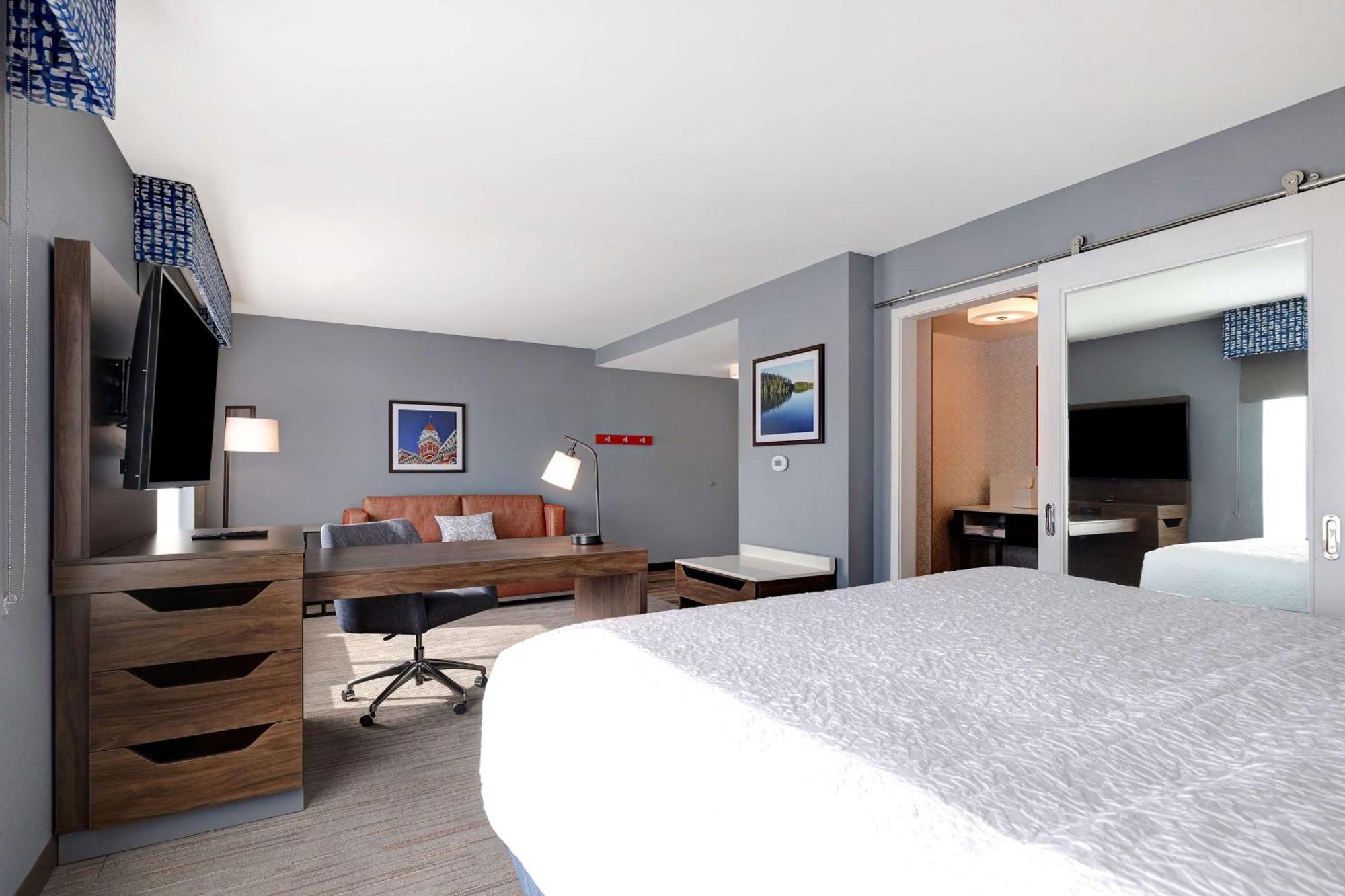 Hampton Inn Crown Point, In エクステリア 写真