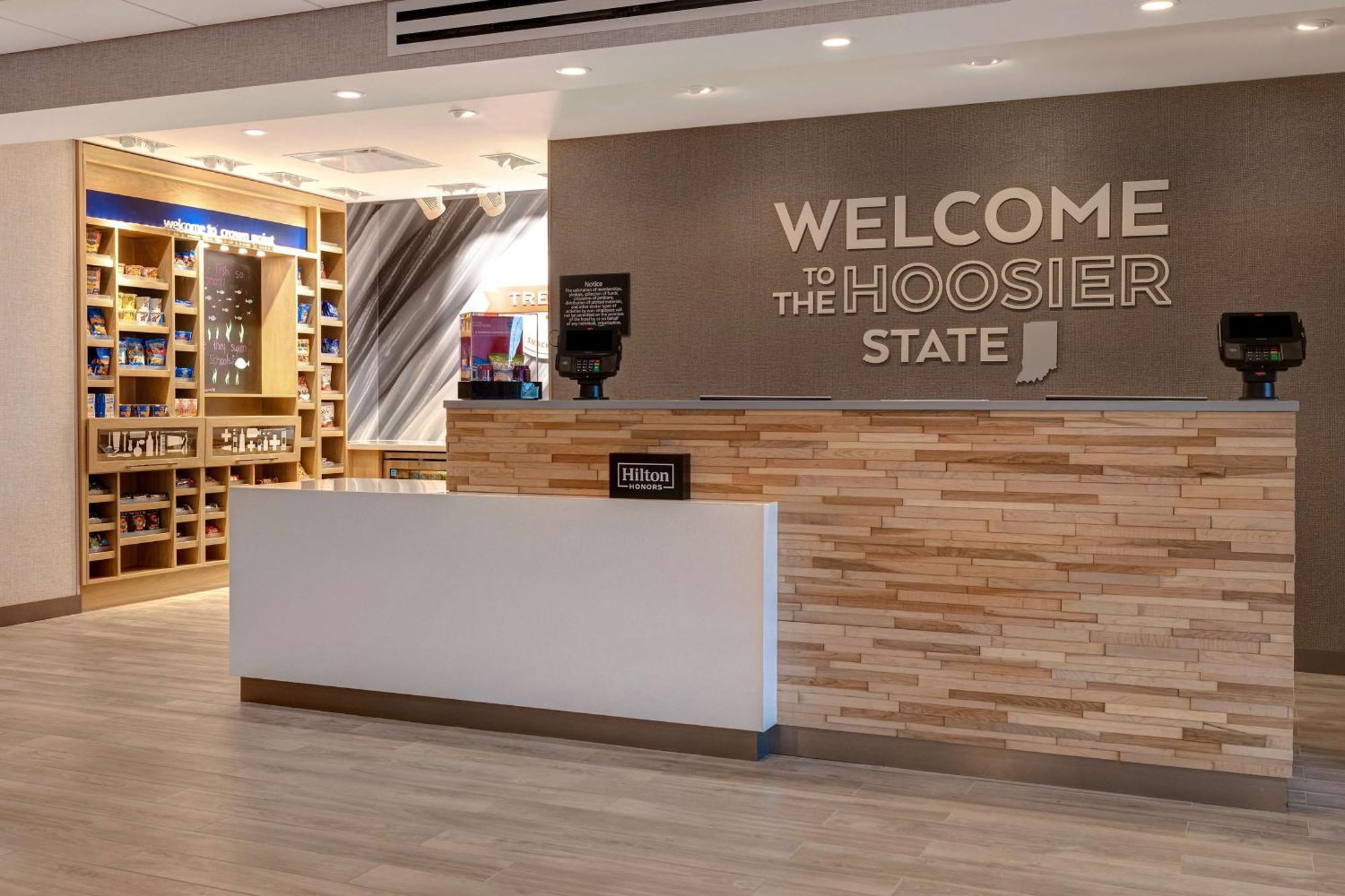Hampton Inn Crown Point, In エクステリア 写真